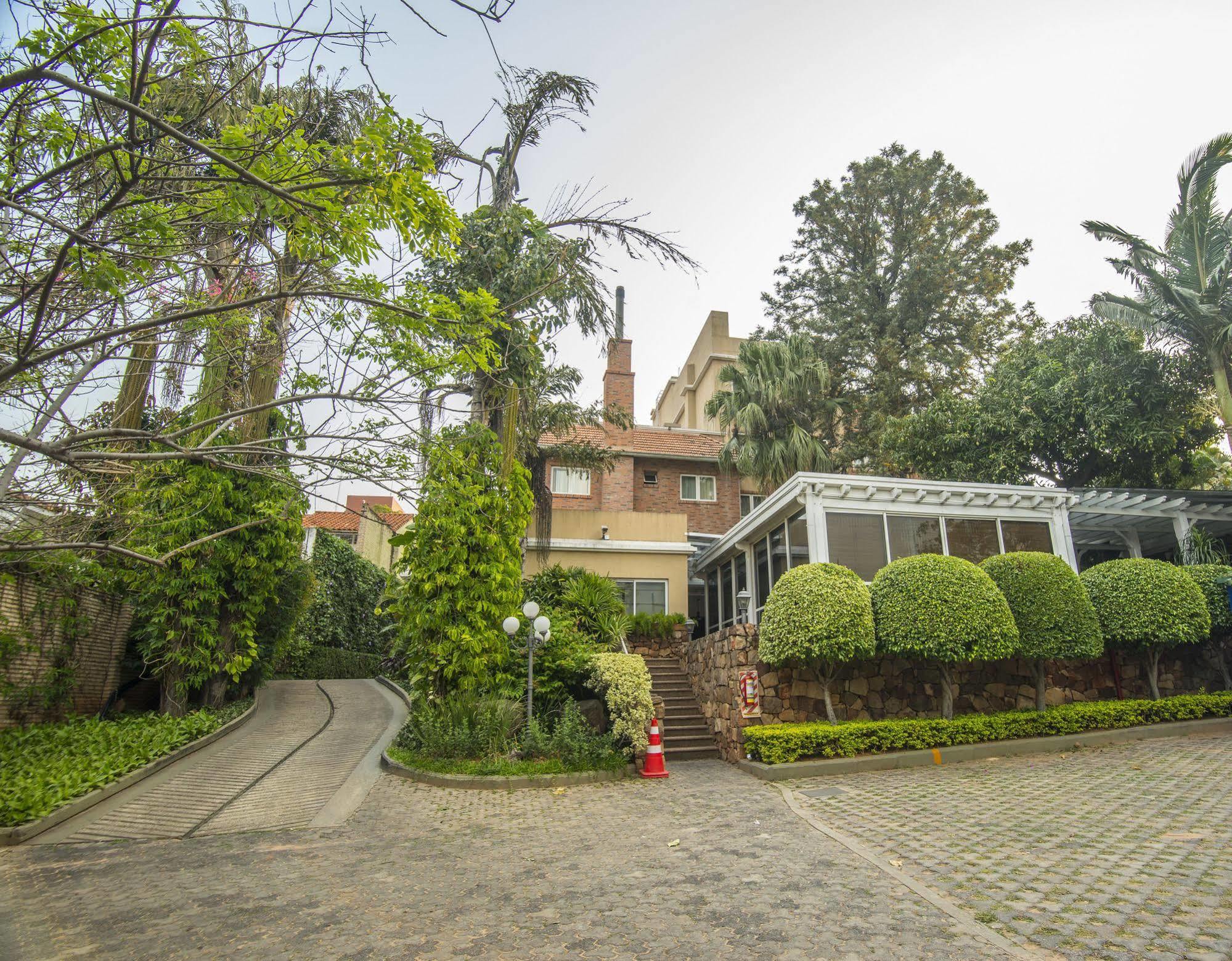 Hotel Villa Morra Suites Ασουνσιόν Εξωτερικό φωτογραφία